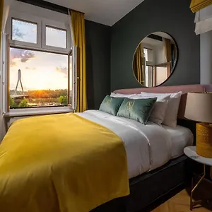 Apartahotel Sava Boutique Varsovia