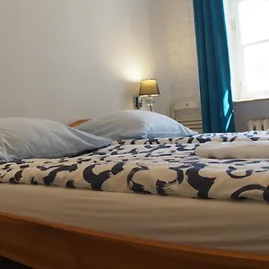 Hostal Chmielna 5 & Varsovia